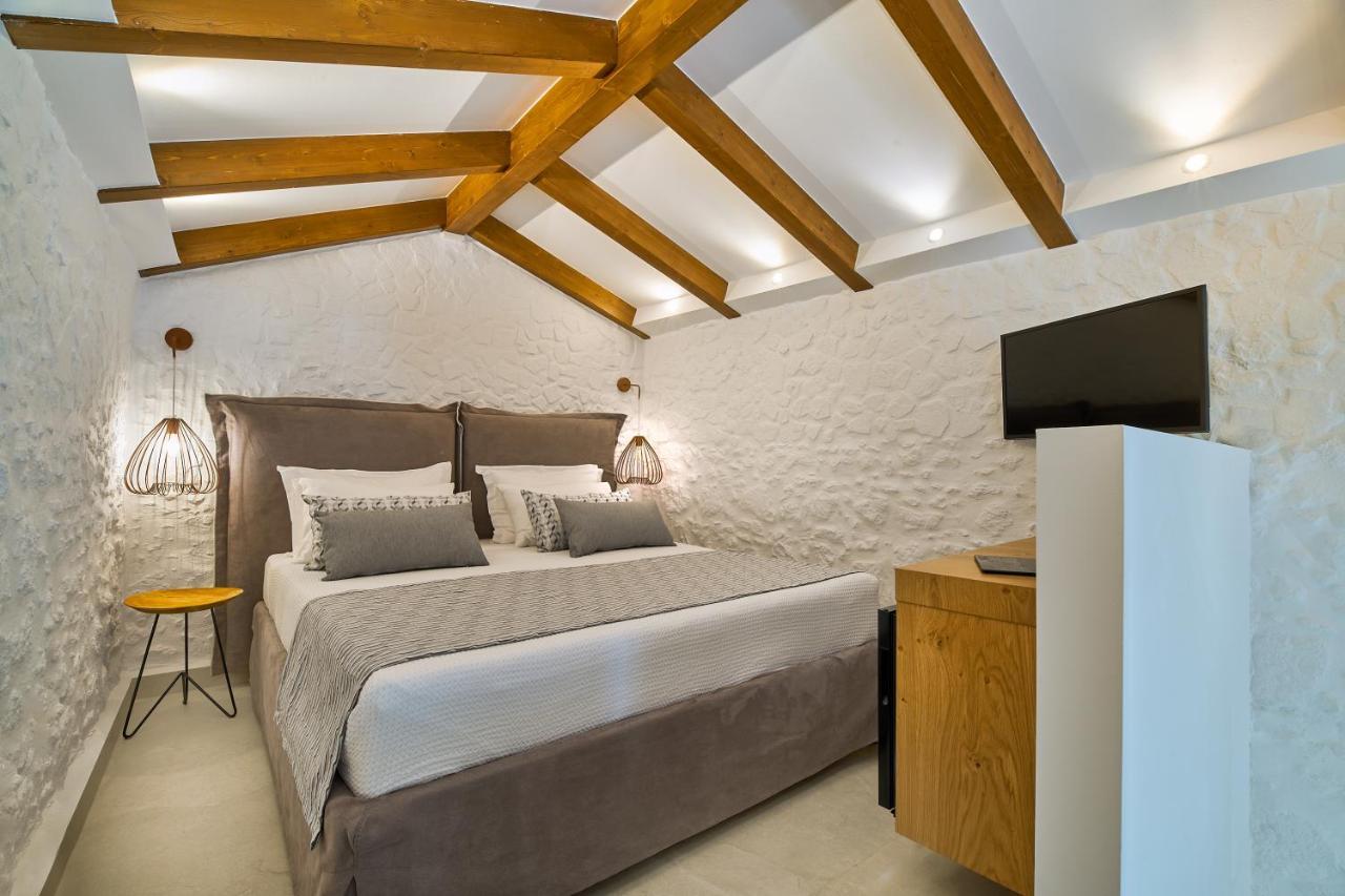Vista Del Porto Luxury Suites Rethymno Exterior foto